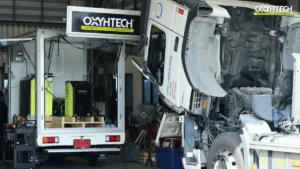 ผลงาน OXYHTECH รถบรรทุกน้ำมัน "ดีท็อกซ์เครื่องยนต์ทั้งระบบ" ล้างหัวฉีดดีเซล ล้างท่อไอดี ฯลฯ ขั้นตอนเดียวจบ อัตราเร่งดีขึ้น