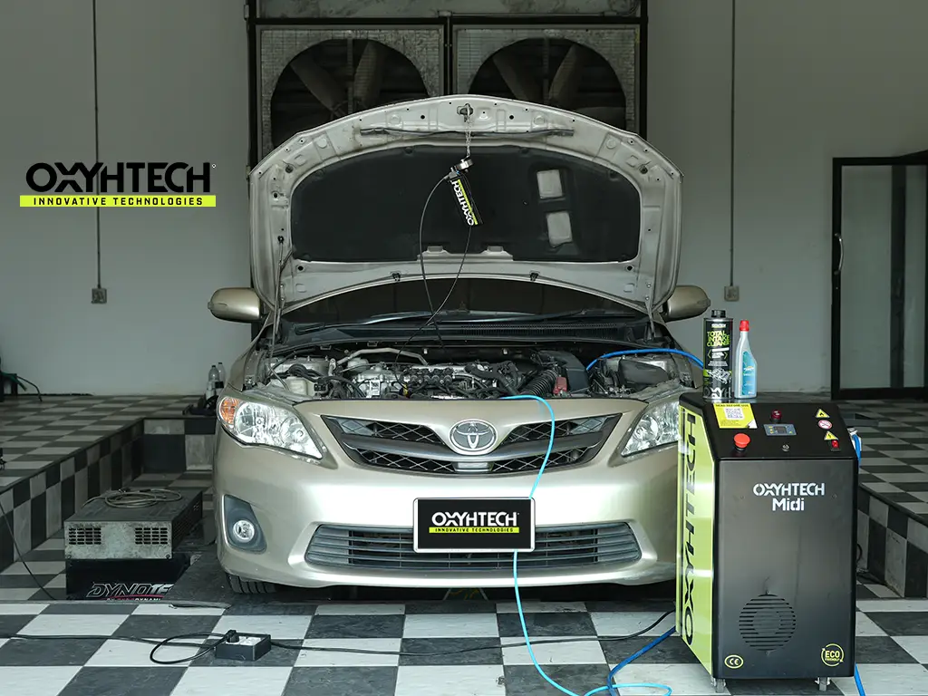 ผลงาน OXYHTECH - TOYOTA ALTIS 02 ล้างเขม่าคาร์บอน เครื่องยนต์สะอาดขึ้นทั้งระบบ