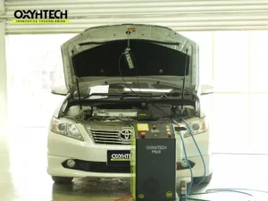 ผลงาน OXYHTECH - TOYOTA CAMRY-07 ล้างเขม่าคาร์บอน เครื่องยนต์สะอาดขึ้นทั้งระบบ