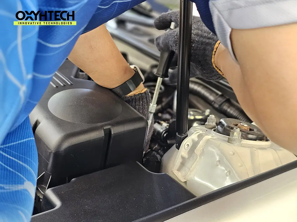 ผลงาน OXYHTECH - TOYOTA CAMRY-03 ล้างเขม่าคาร์บอน เครื่องยนต์สะอาดขึ้นทั้งระบบ