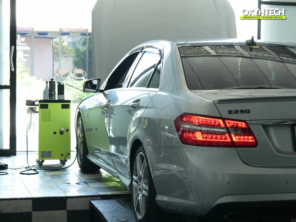 ผลงาน OXYHTECH BENZ E250 เบนซิน สปาเครื่องยนต์ทั้งระบบ ฟื้นฟูสมรรถนะ