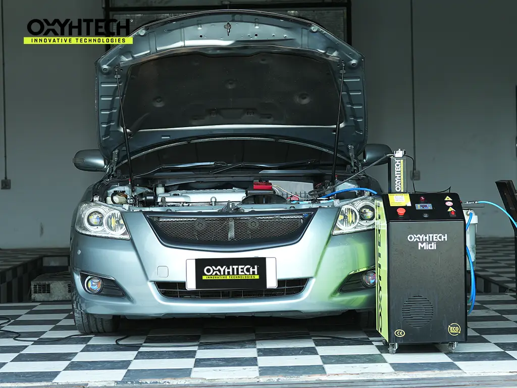 ผลงาน OXYHTECH - TOYOTA - CAMRY 2.0 - 09 ล้างเขม่าคาร์บอน เครื่องยนต์สะอาดขึ้นทั้งระบบ