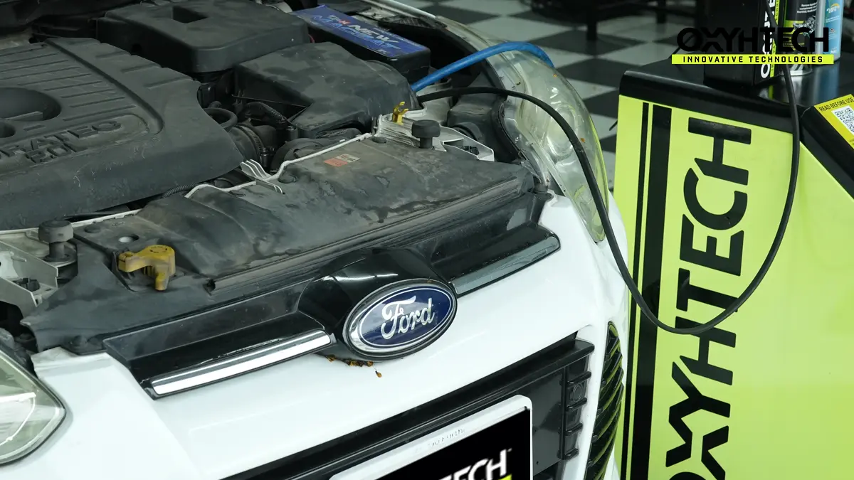 ตัวอย่างผลงาน OXYHTECH FORD FOCUS MK3 นวัตกรรมดีท็อกซ์เครื่องยนต์ทั้งระบบ ล้างเขม่าคาร์บอน ล้างท่อไอดี ล้างหัวฉีด ฯลฯ เครื่องยนต์สะอาดขึ้นใน 1-1.30 ชม.ไม่ต้องถอดเครื่องยนต์ 