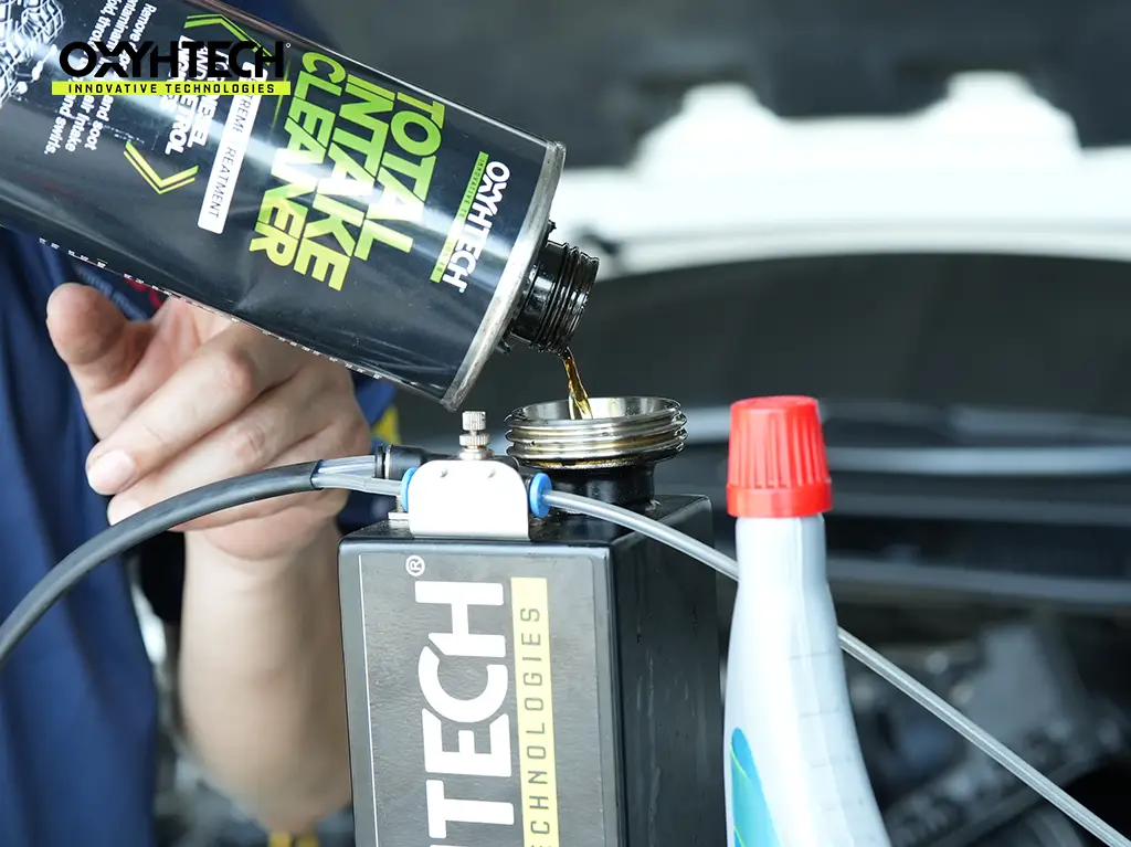 ผลงาน OXYHTECH - TOYOTA ALTIS ล้างเขม่าคาร์บอน เครื่องยนต์สะอาดขึ้นทั้งระบบ