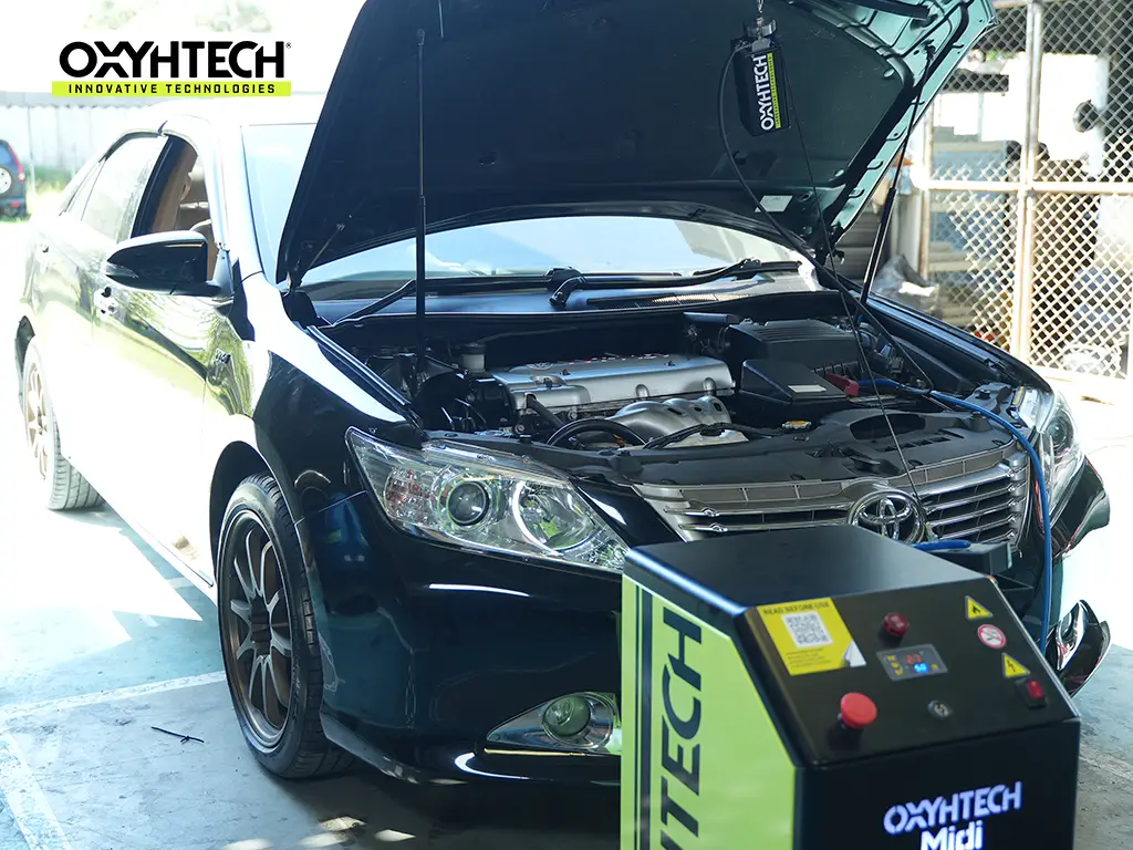 ผลงาน OXYHTECH - TOYOTA CAMRY-05 ล้างเขม่าคาร์บอน เครื่องยนต์สะอาดขึ้นทั้งระบบ