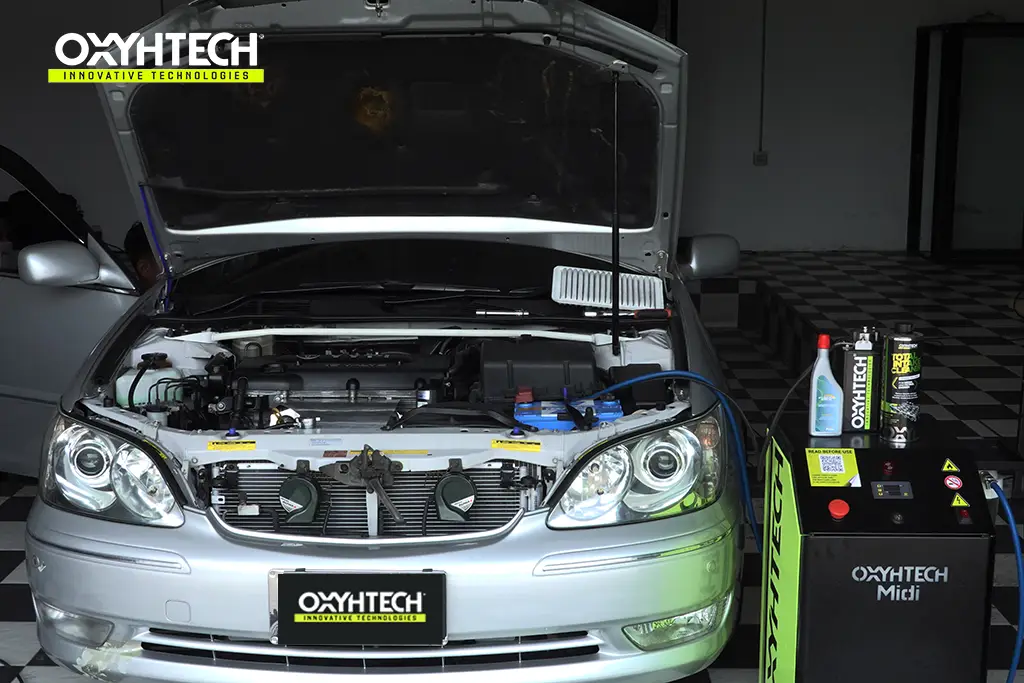 ผลงาน OXYHTECH - TOYOTA - CAMRY 2.4 -08 ล้างเขม่าคาร์บอน เครื่องยนต์สะอาดขึ้นทั้งระบบ