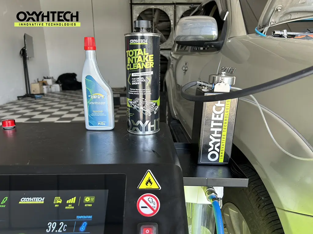 ผลงาน OXYHTECH - TOYOTA FORTUNER-02 ล้างเขม่าคาร์บอน เครื่องยนต์สะอาดขึ้นทั้งระบบ