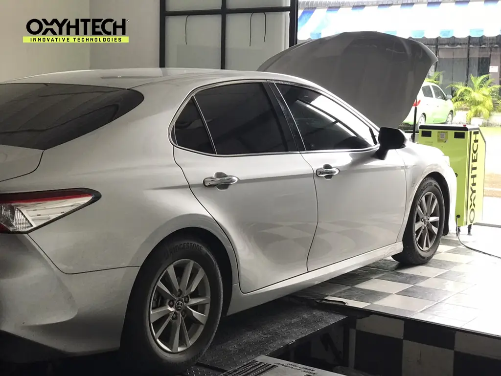 ผลงาน OXYHTECH - TOYOTA CAMRY-04 ล้างเขม่าคาร์บอน เครื่องยนต์สะอาดขึ้นทั้งระบบ