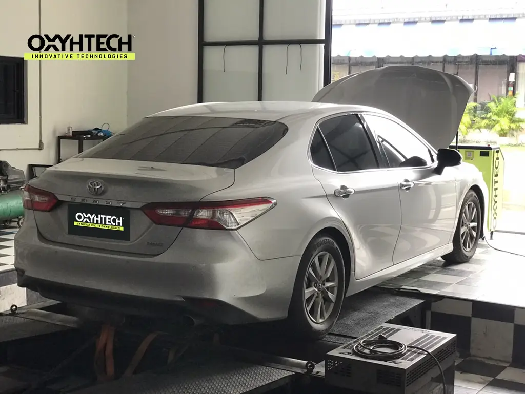 ผลงาน OXYHTECH - TOYOTA CAMRY-02 ล้างเขม่าคาร์บอน เครื่องยนต์สะอาดขึ้นทั้งระบบ