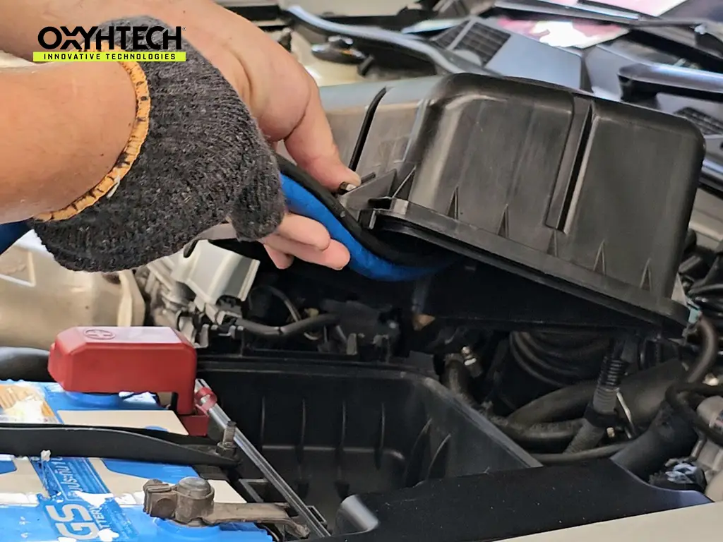 ผลงาน OXYHTECH - TOYOTA CAMRY-03 ล้างเขม่าคาร์บอน เครื่องยนต์สะอาดขึ้นทั้งระบบ