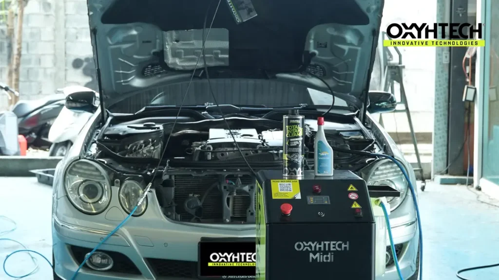ผลงาน OXYHTECH - Benz E200 เบนซิน เครื่องยนต์สะอาด ขับลื่น ประหยัดน้ำมัน