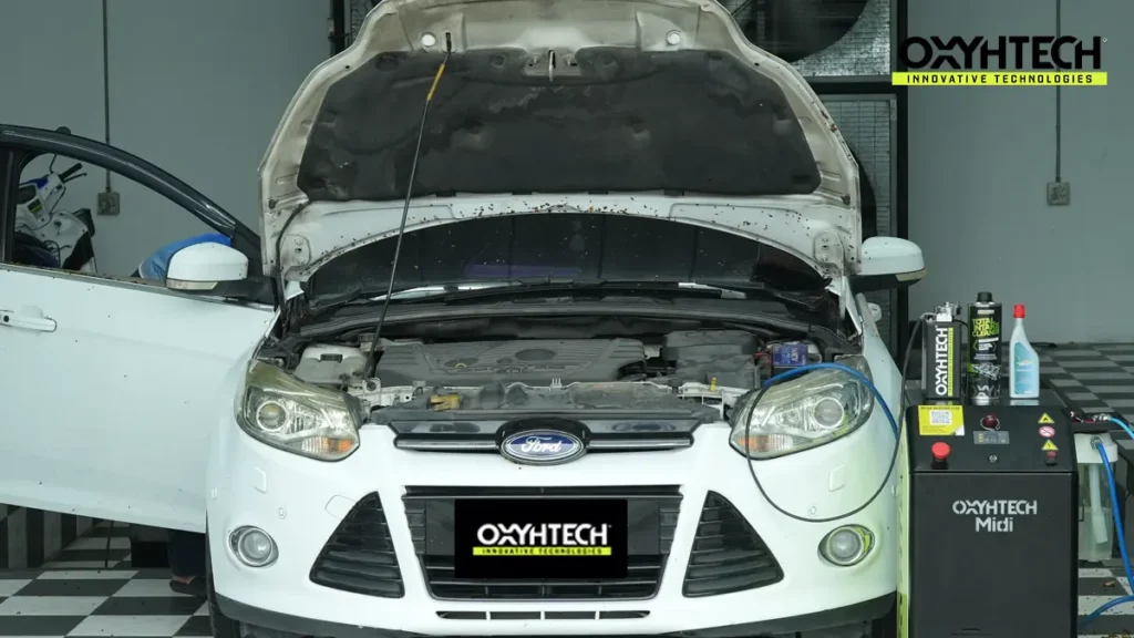 ตัวอย่างผลงาน OXYHTECH FORD FOCUS MK3 นวัตกรรมดีท็อกซ์เครื่องยนต์ทั้งระบบ ล้างเขม่าคาร์บอน ล้างท่อไอดี ล้างหัวฉีด ฯลฯ เครื่องยนต์สะอาดขึ้นใน 1-1.30 ชม.ไม่ต้องถอดเครื่องยนต์